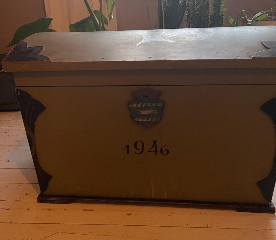 Vanha arkku, Vanerista tehty arkku vuodelta 1946