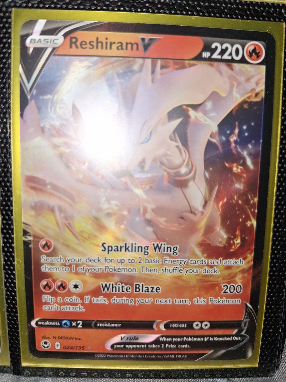 Pokemon Reshiram V 024/195