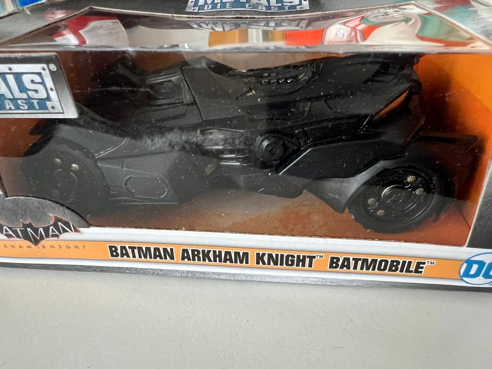 Batman Batmobile 2018 käyttämätön
