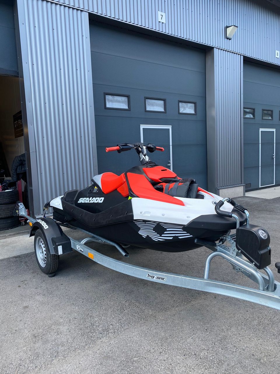 Vuokrataan SeaDoo Spark Trixx 2024