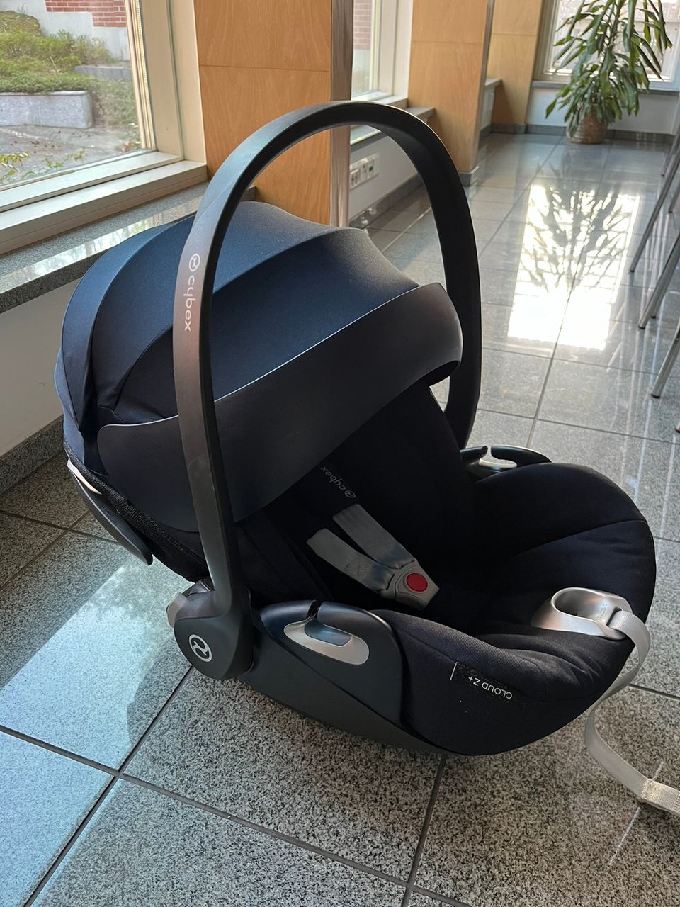 Cybex Cloud Z i-Size turvakaukalo