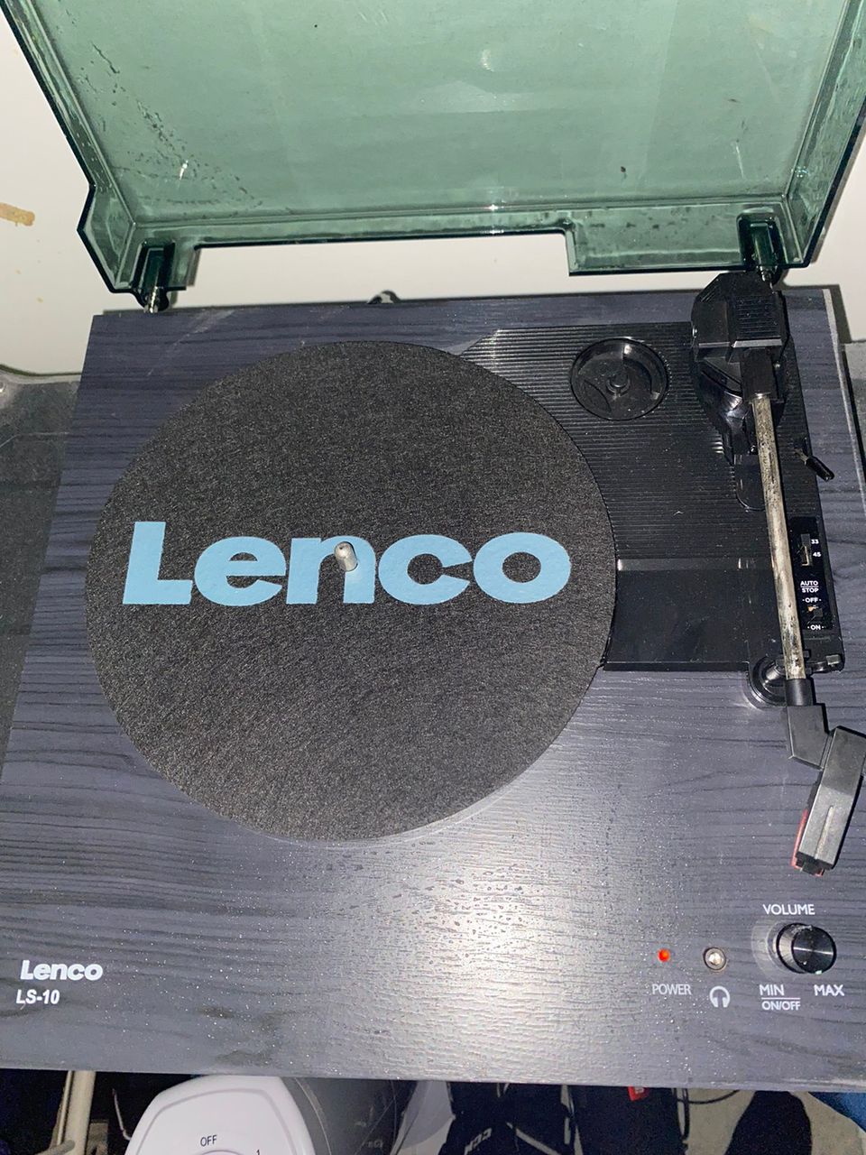 Lenco LS-10 levysoitin