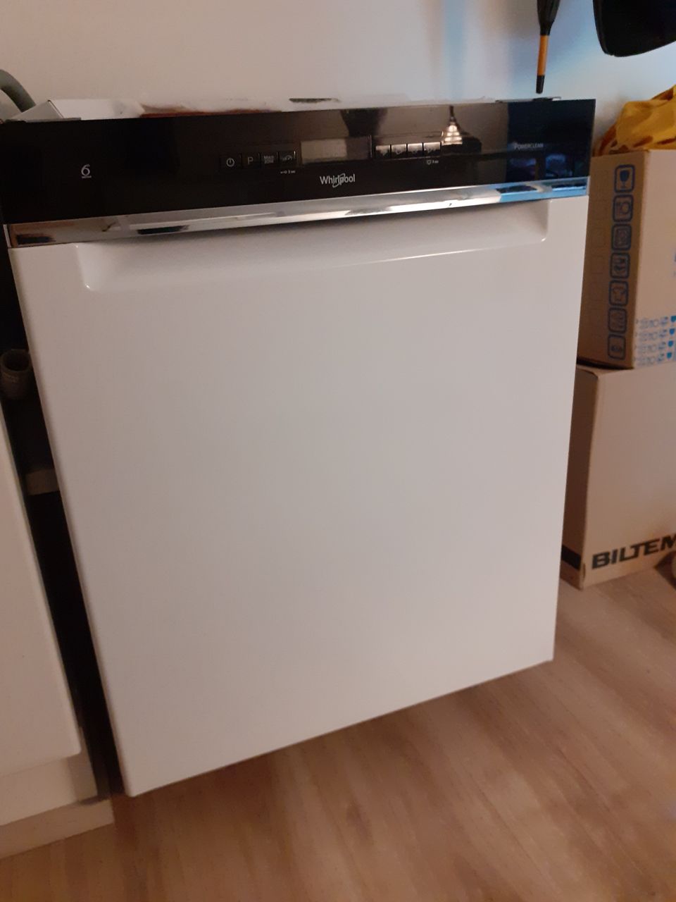 Whirlpool Powerclean 6th sense