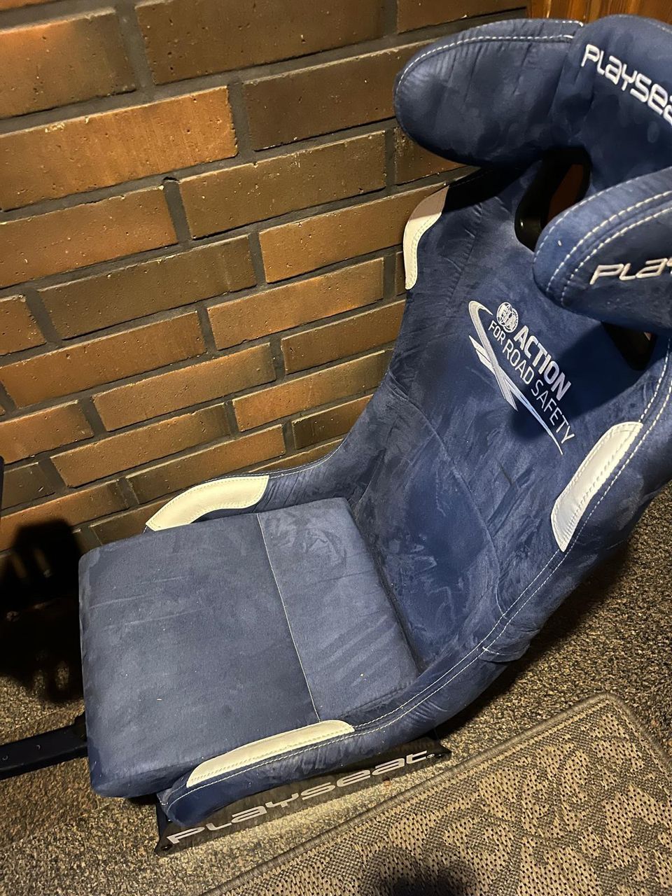 Playseat FIA Road safety edition