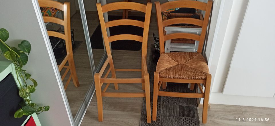 3kpl ruokapöydän tuoleja, pyökki, ilman istuinosaa.