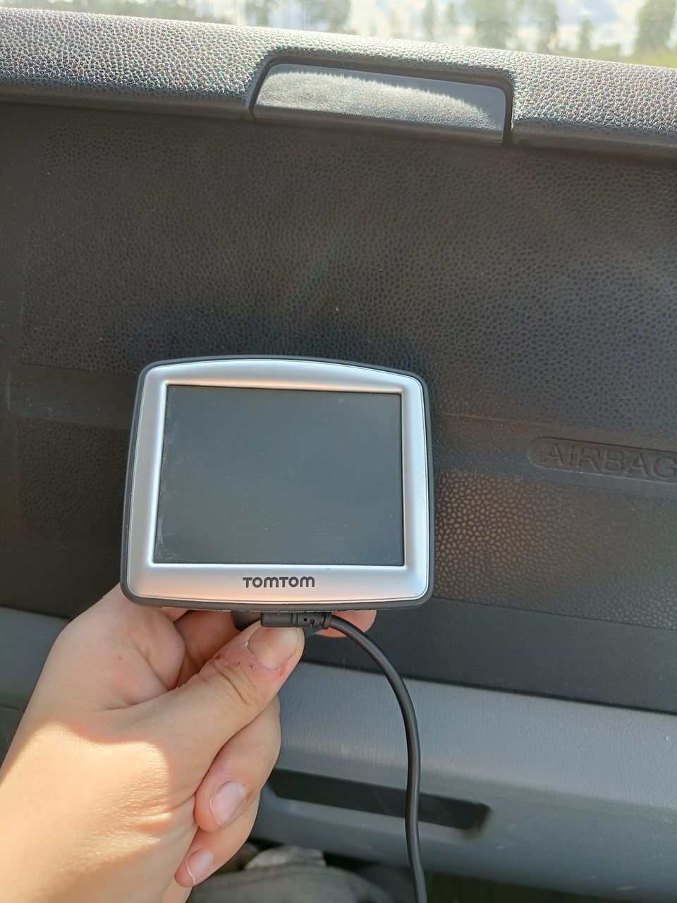 TomTom one navigaattori