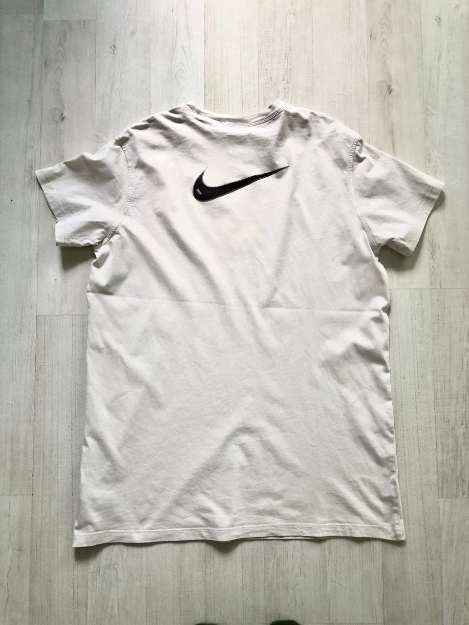 Nike t-paitamekko L
