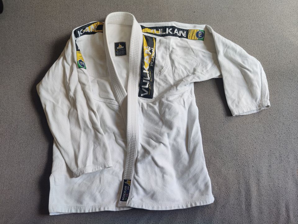 BJJ Gi jacket (Vulkan Pro Light), A3, white