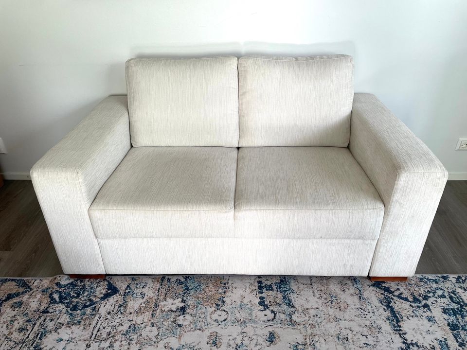 VARATTU:Hyväkuntoinen sohva