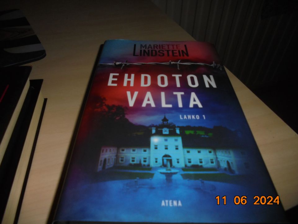 mariette lindstein - ehdoton valta