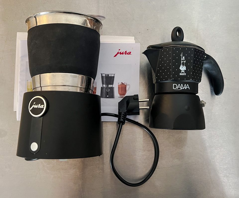 Kahvihetkeen täydellinen setti. Jura & Bialetti