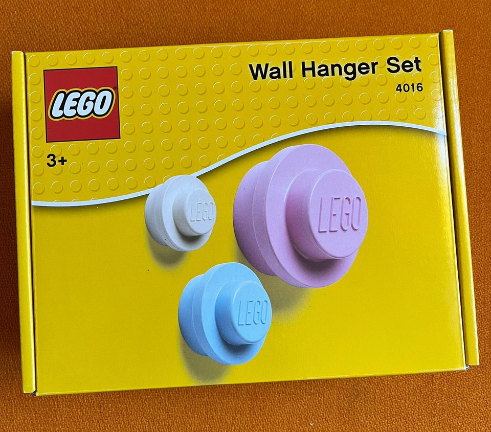 Lego Naulakko wall hanger