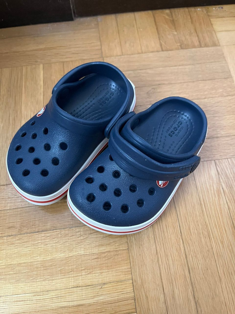 Crocs sandaalit