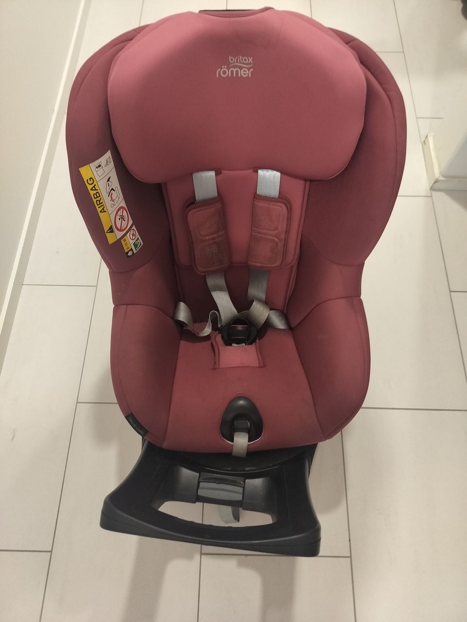 Turvaistuin Britax Römer dualfix m i-size (61-105cm)