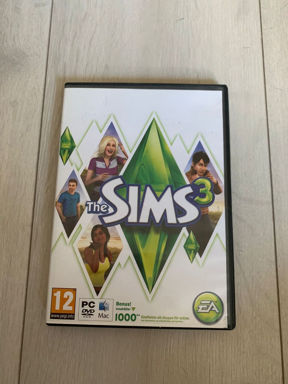 The Sims 3 ja 3 lisäosaa
