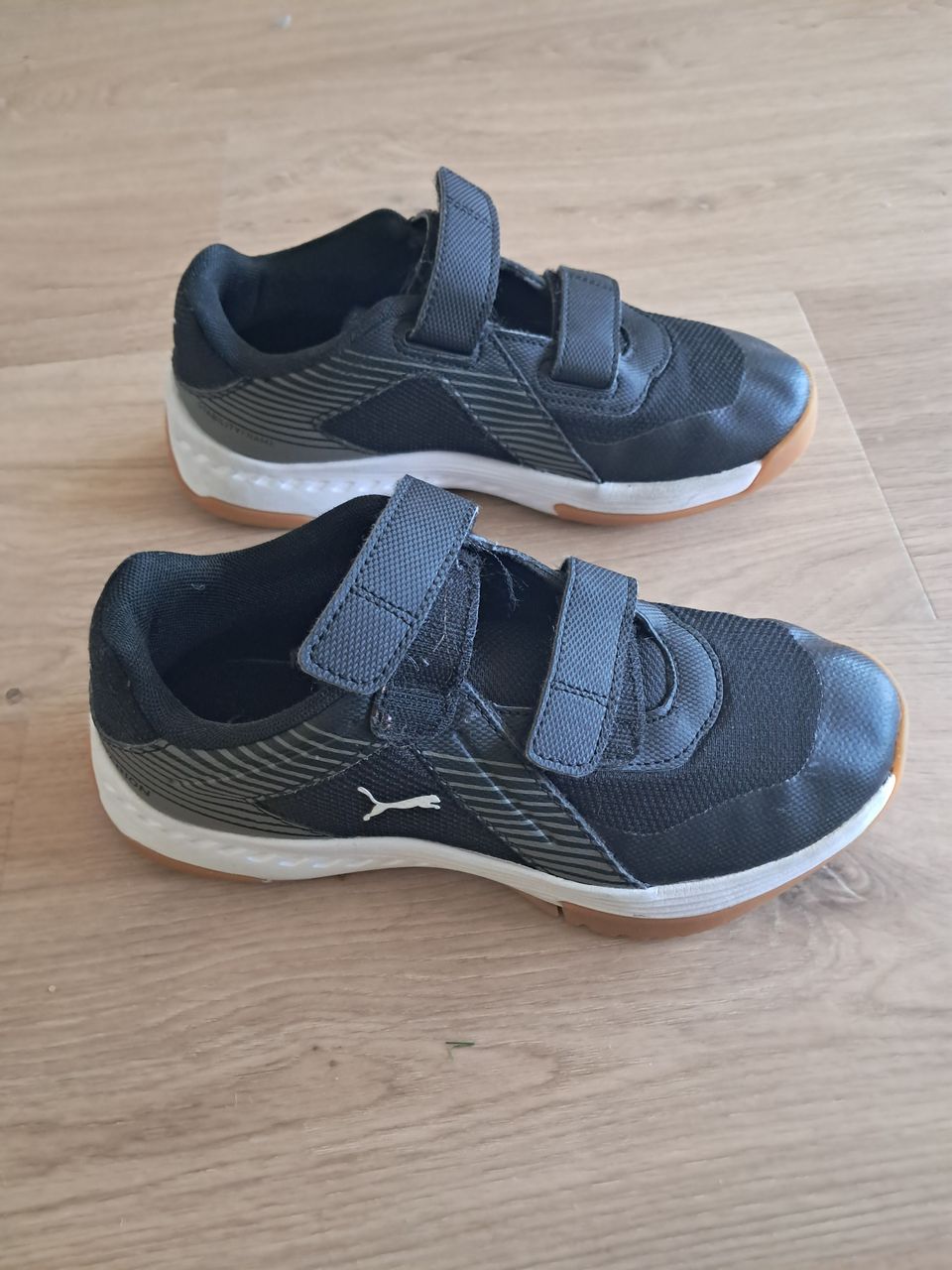 Puma sisäpelikengät 35