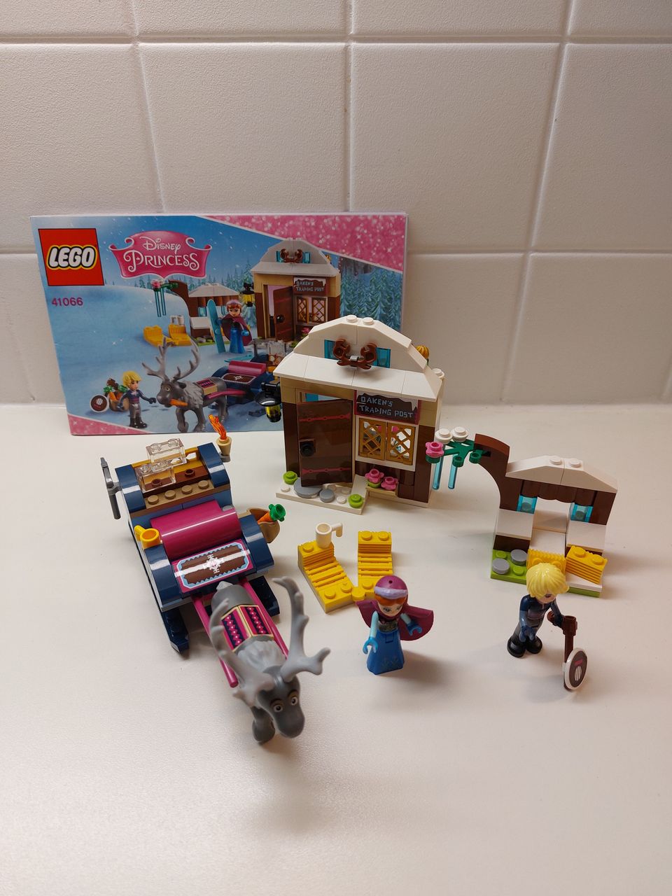 Lego Disney Princess Annan ja Kristoffin Reki 41066.