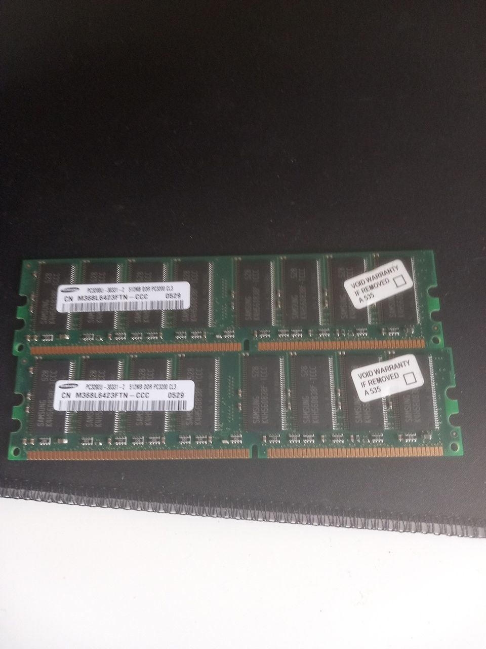 2 Samsung 512MB DDR400 PC3200 RAM