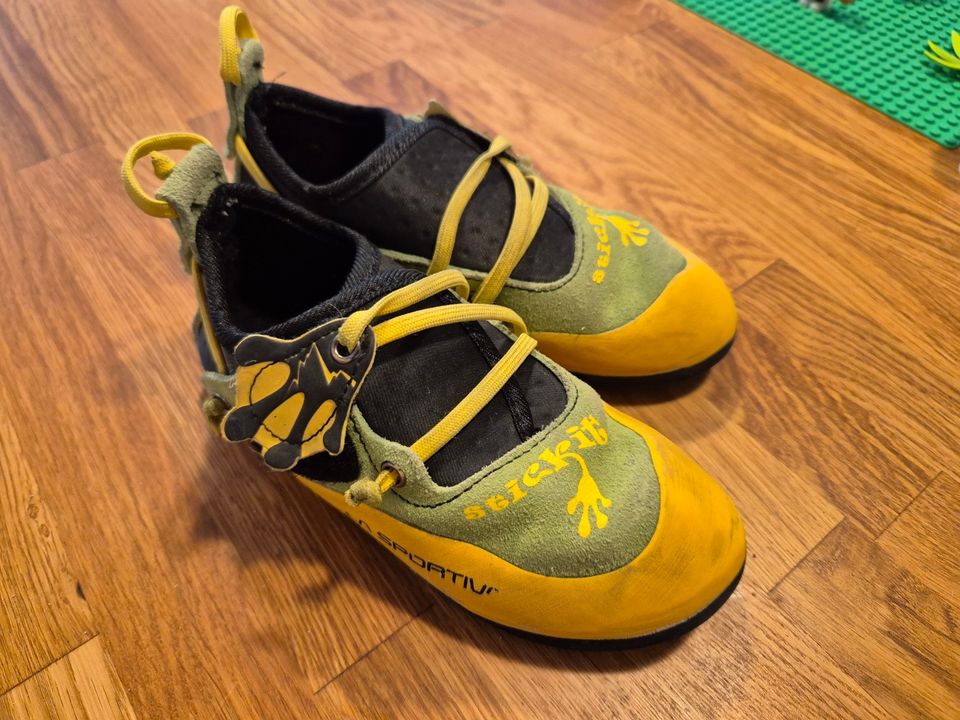 La sportiva Stickit - lasten kiipeilykengät, koko 30/31