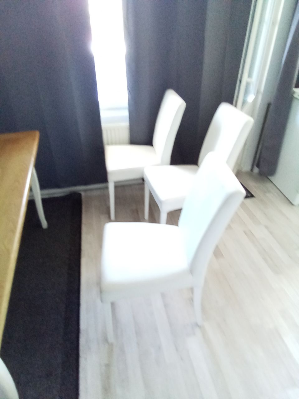 Pöytä+6 tuolia