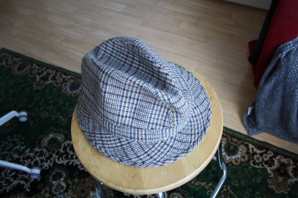 Tweed-hattu, Made in UK