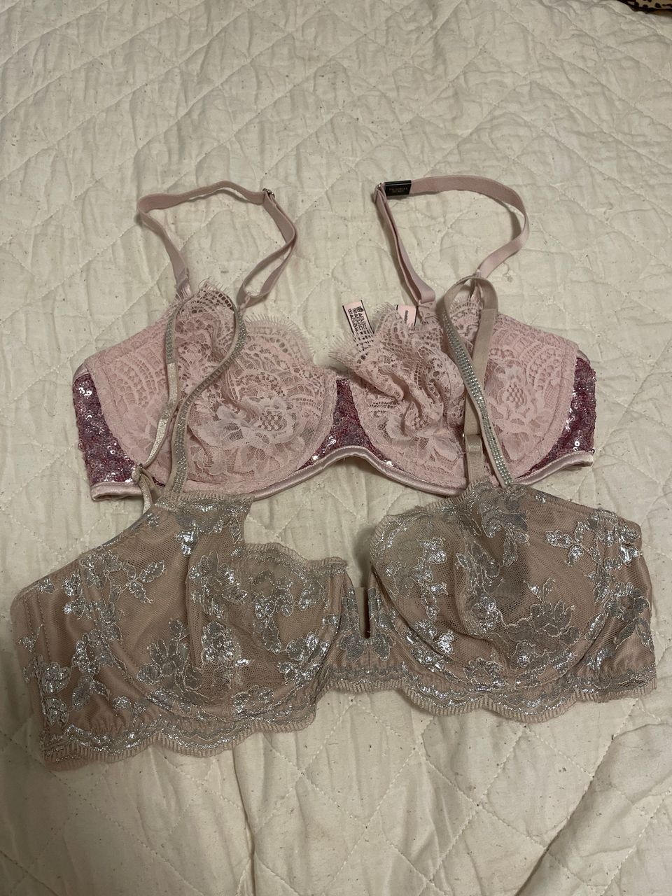 Victoria’s secret rintaliivit