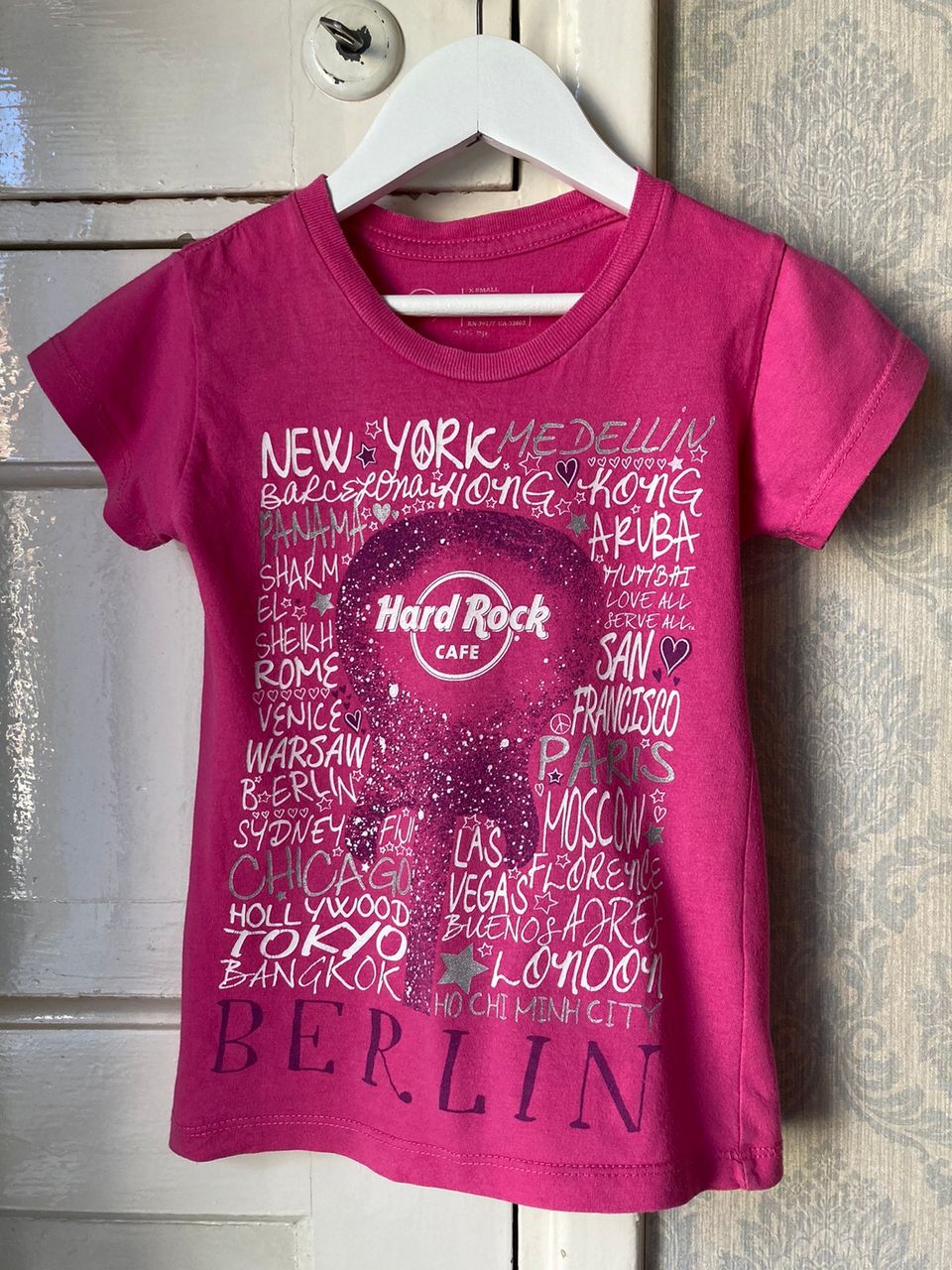Lasten pinkki Hard Rock Cafe T-paita, 110/116 cm