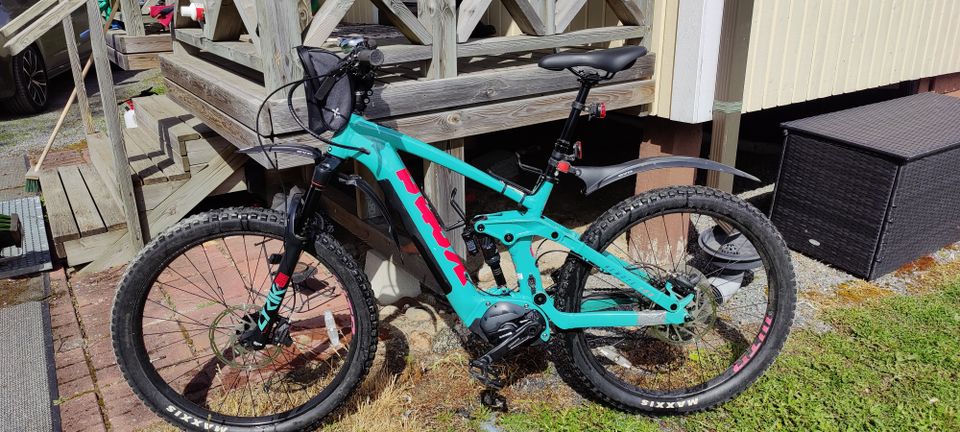 Kona Remote 160  Enduro 27.5" Täysjousitettu Sähkömaastopyörä 2020