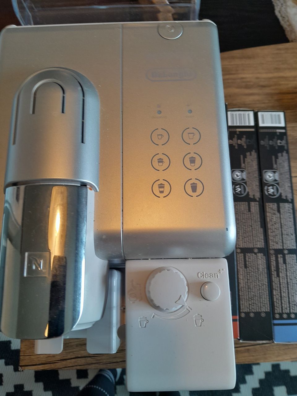 nespresso delonghi