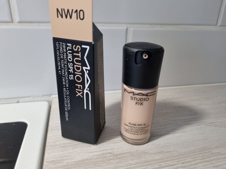 MAC meikkivoide NW10