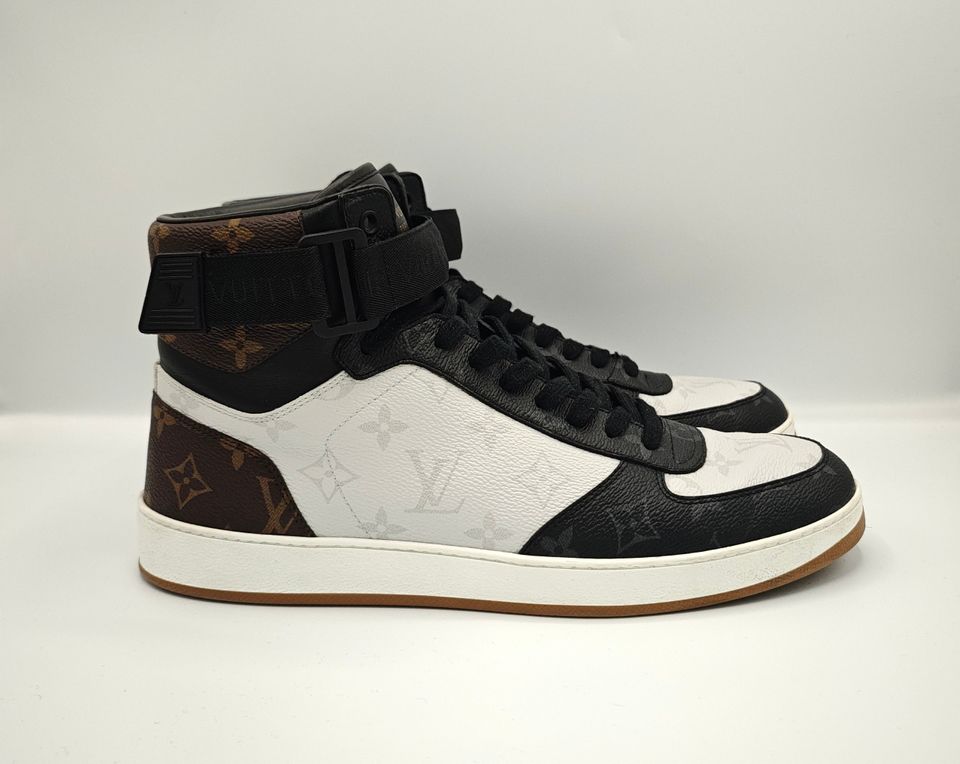 Louis Vuitton Rivoli Sneaker Boot (LV 9 / 43)