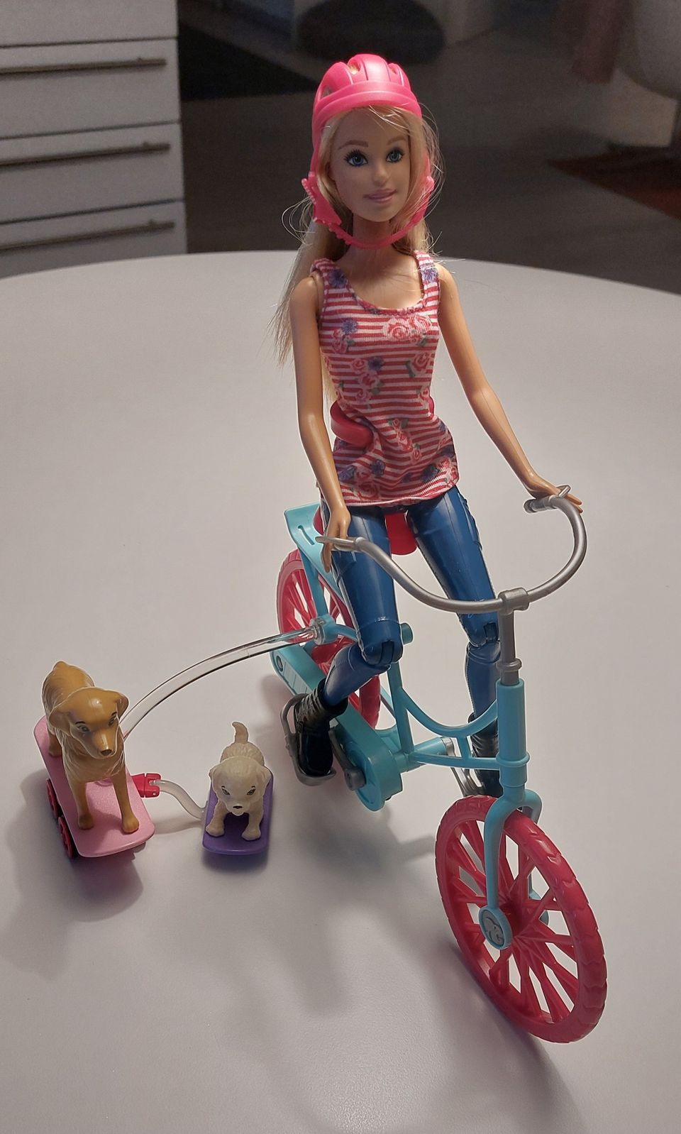 Barbie Spin 'n' ride pups setti