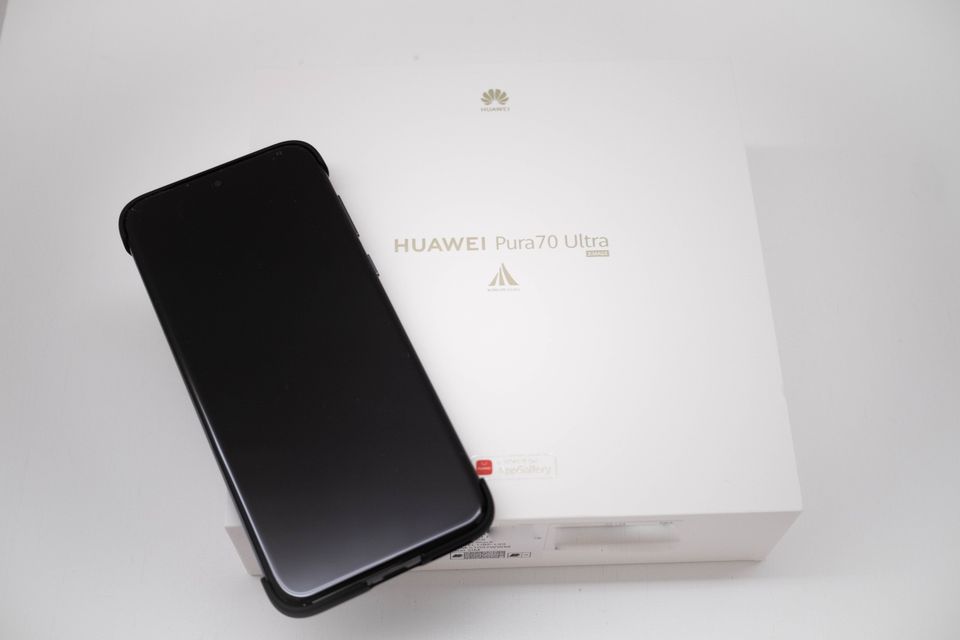 Huawei Pura 70 Ultra musta - 512GB, 16BG ram