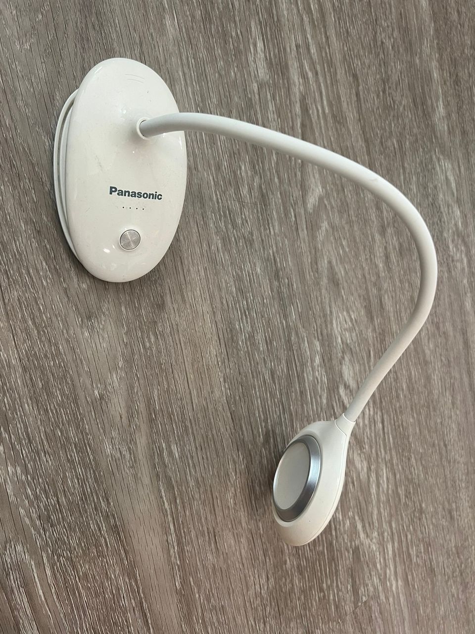 USB-lataus Panasonic-nauhavalo