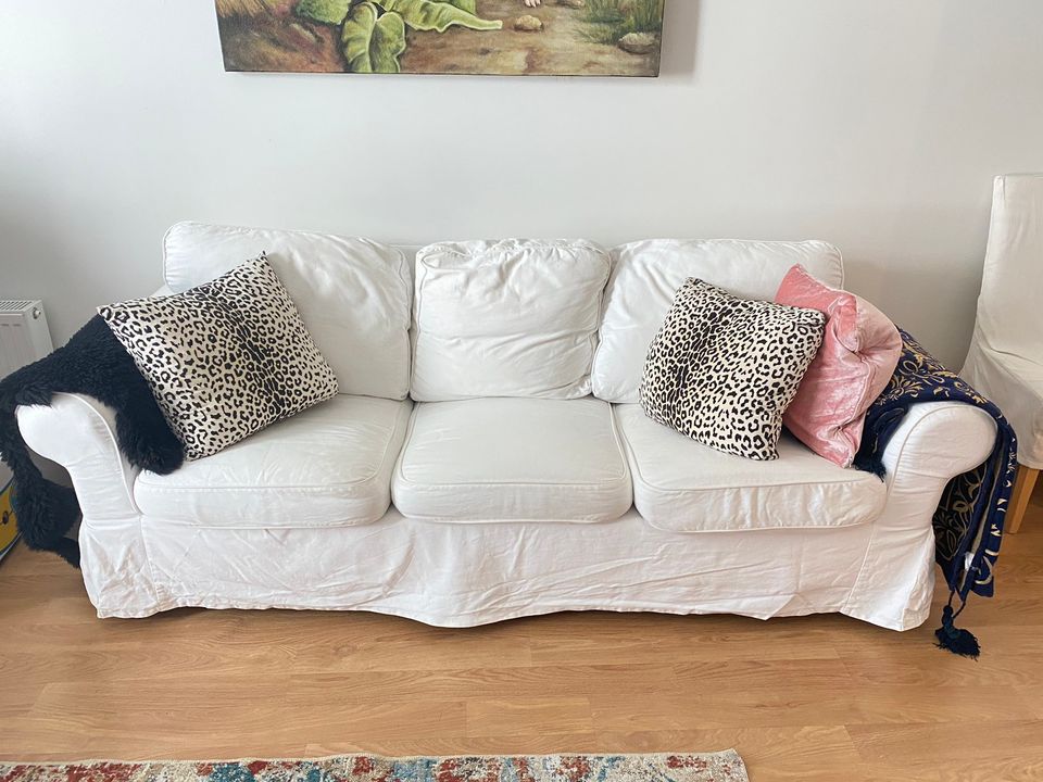 Valkoinen/ harmaa sohva / ekhort sohva