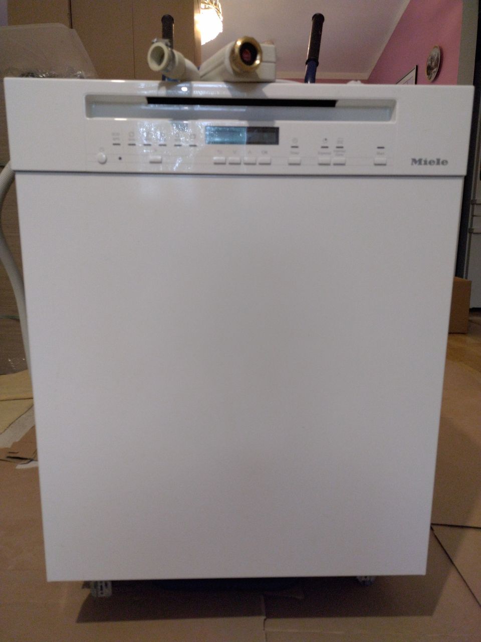 Miele G 7102 SCU astianpesukone