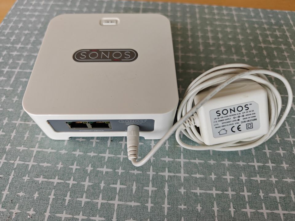 Sonos bridge BR100 multi room music system