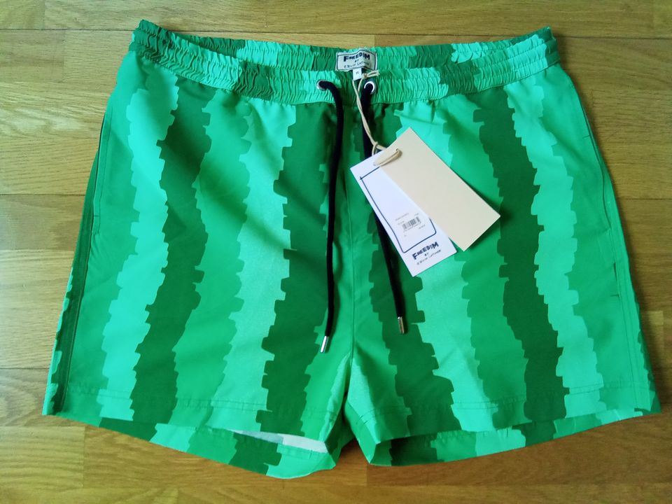 Uudet miesten shortsit koko XL