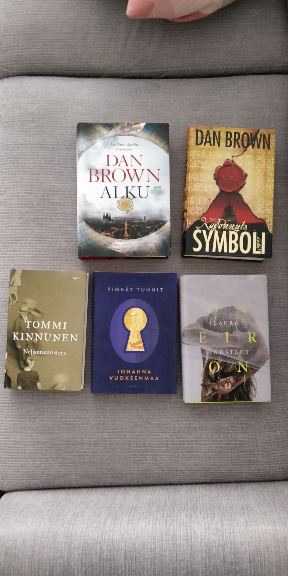 Dan Brown, Tommi Kinnunen, Johanna Vuoksenmaa, Laura Lindstedt, 5e/kpl