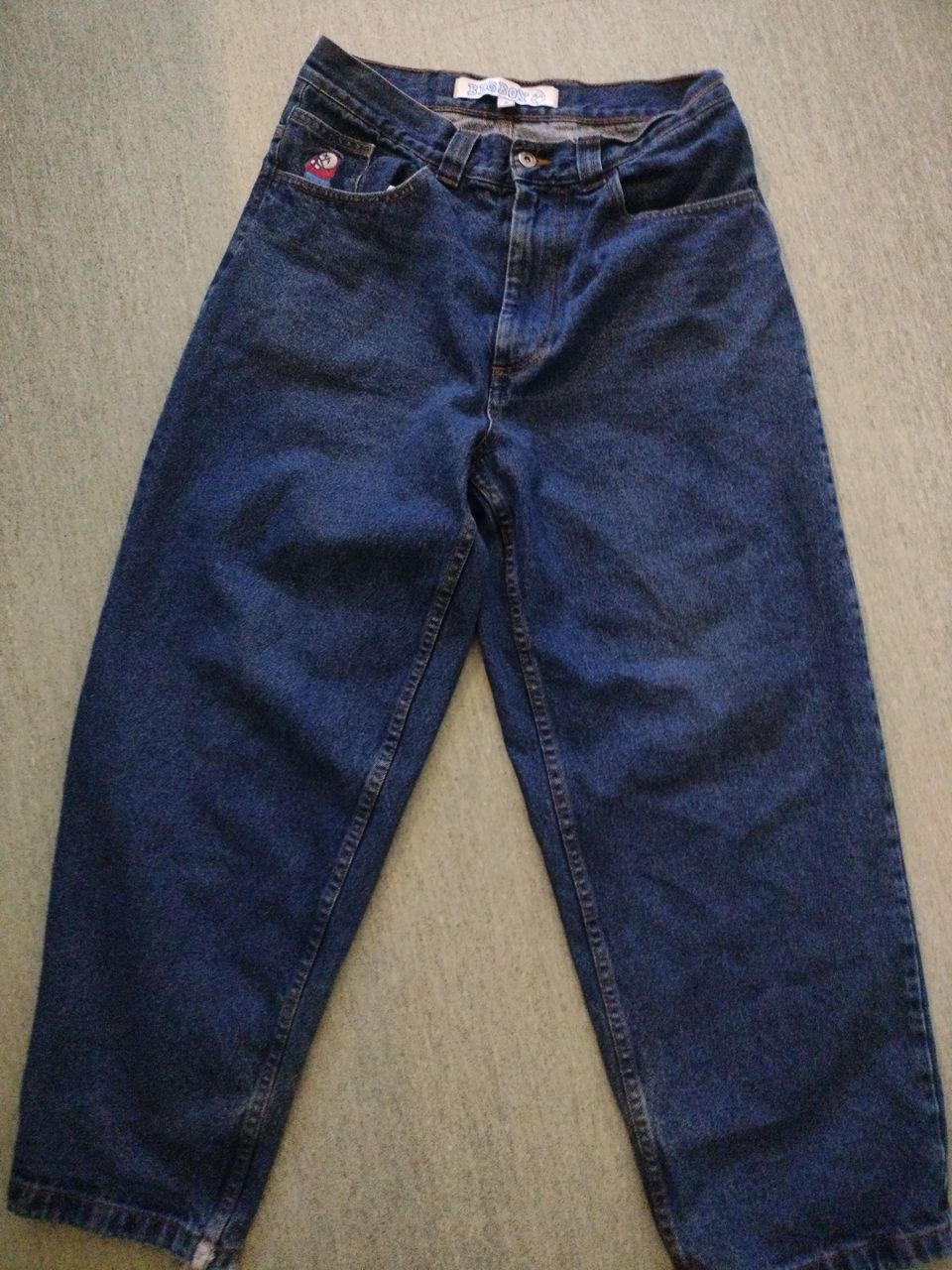 Y2K baggy jeans