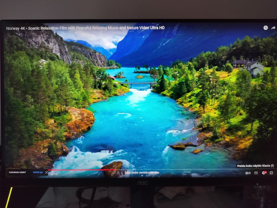 27" Full HD -pelinäyttö 165 Hz virkistystaajuudella ja 1 ms vasteajalla