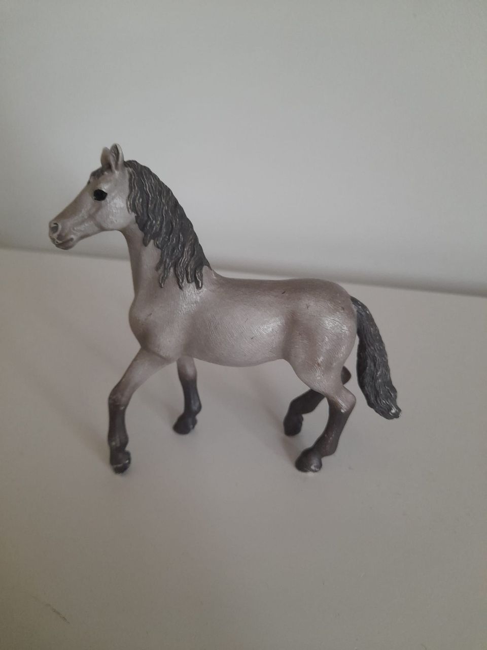 Schleich andalusianhevonen