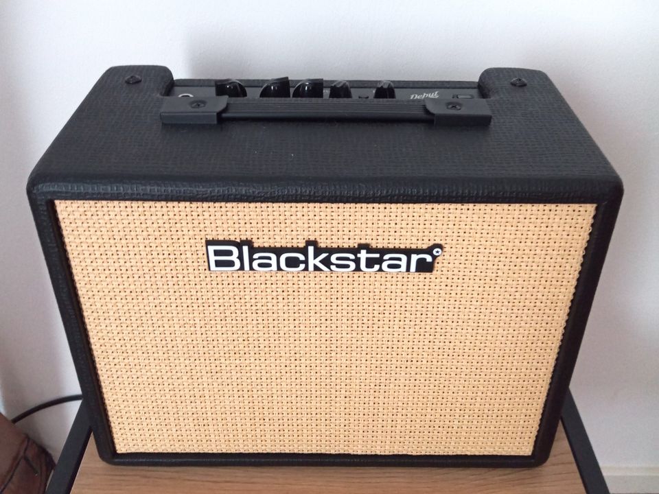 Blackstar Debut 15E kitaravahvistin