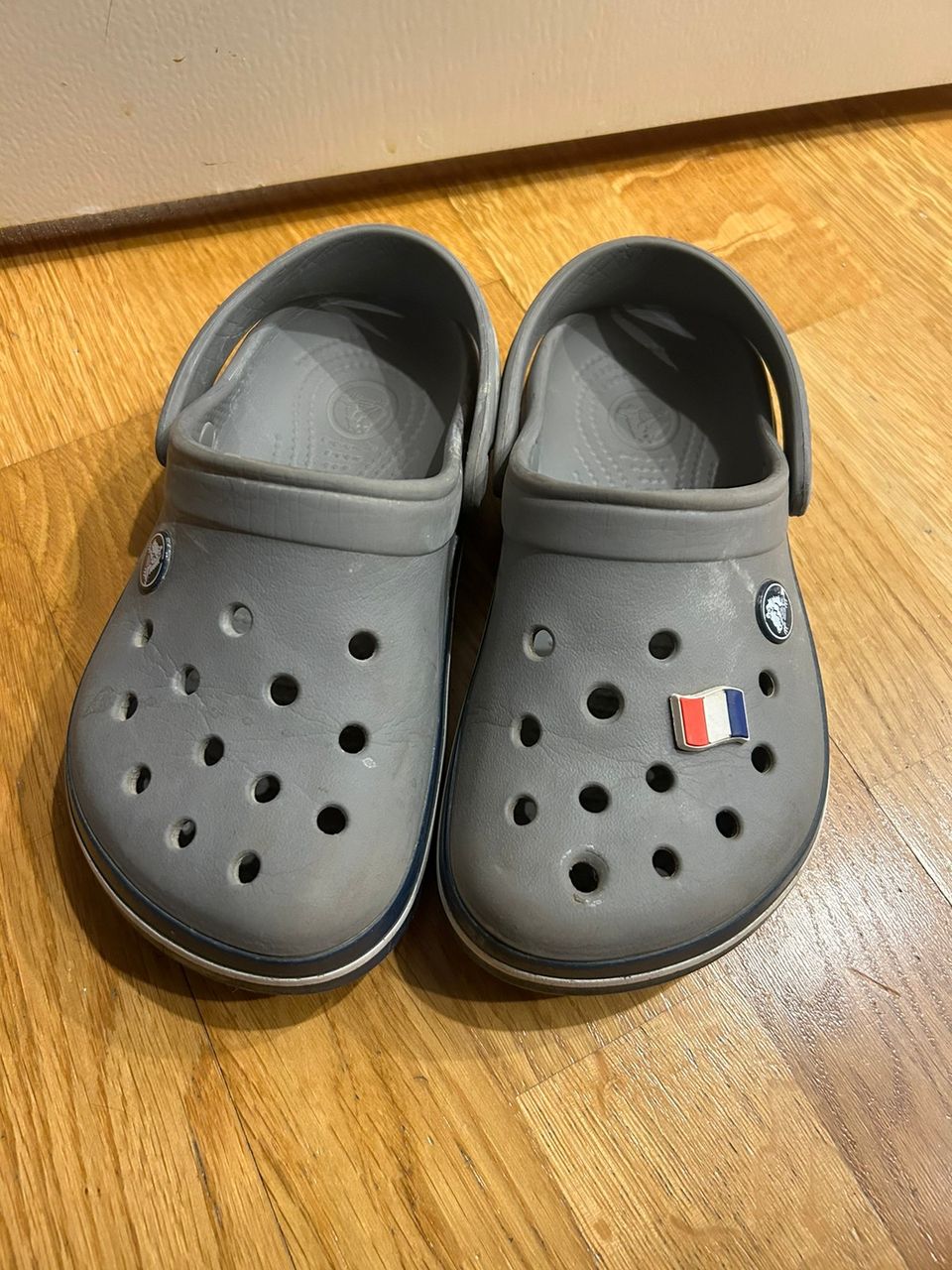 J1 20cm Crocs sandaalit