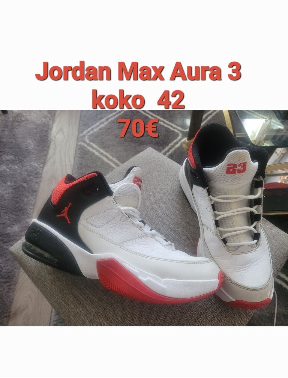 Jordan Air Max Aura 3   koko 42  / Pori