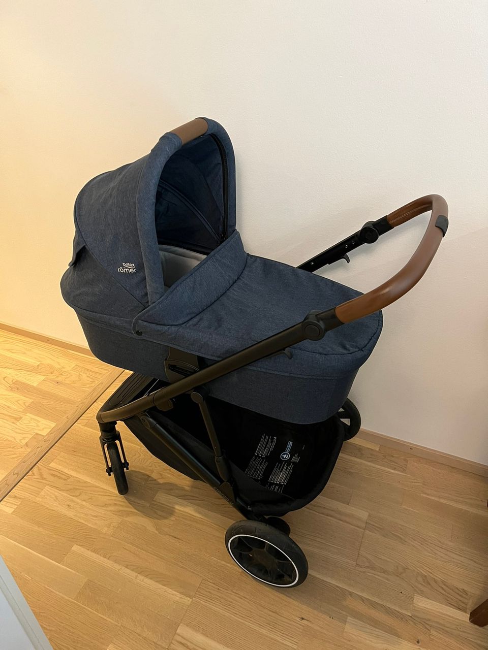 Britax Strider M