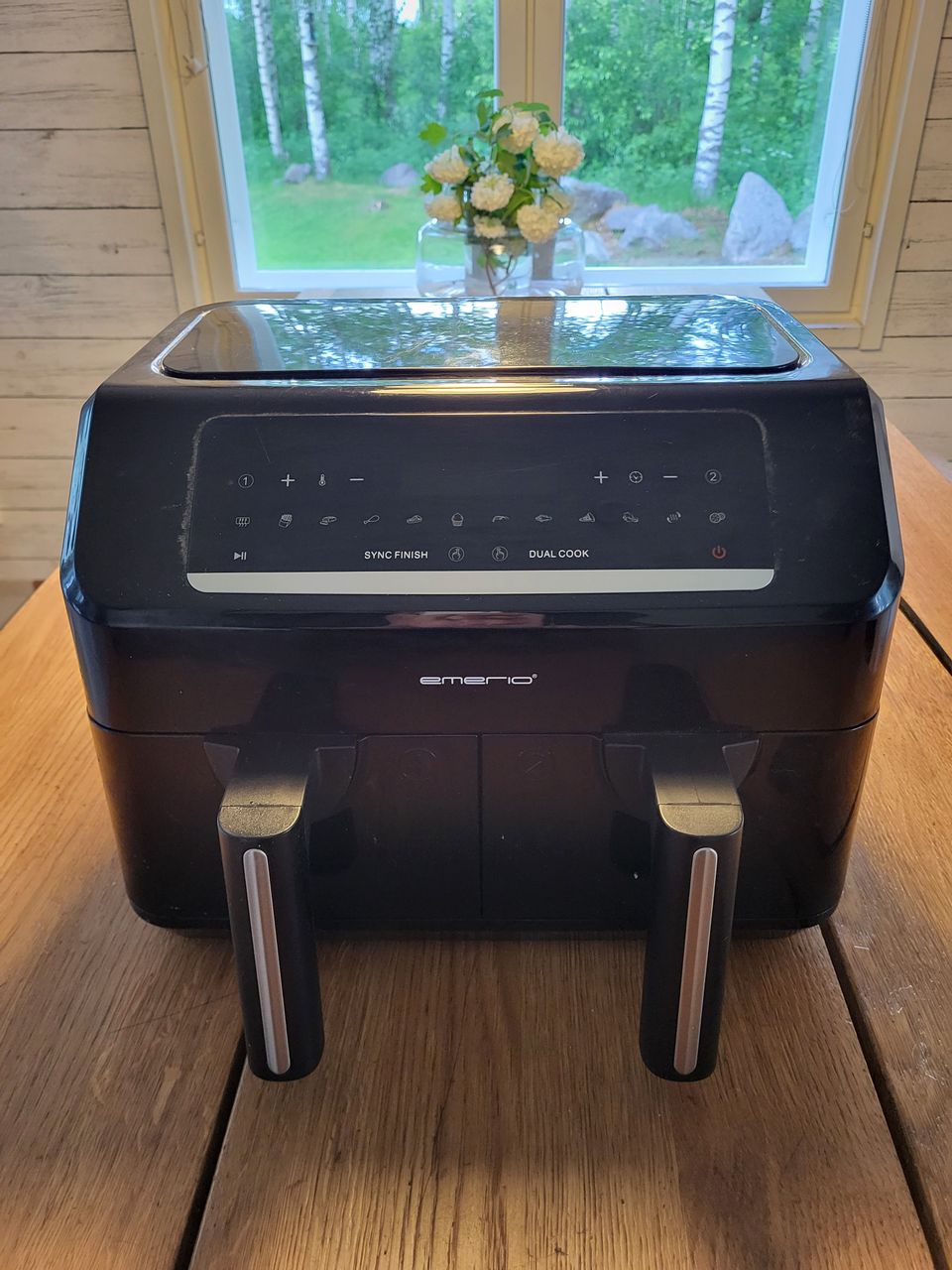 Emerio airfryer friteerauskeitin