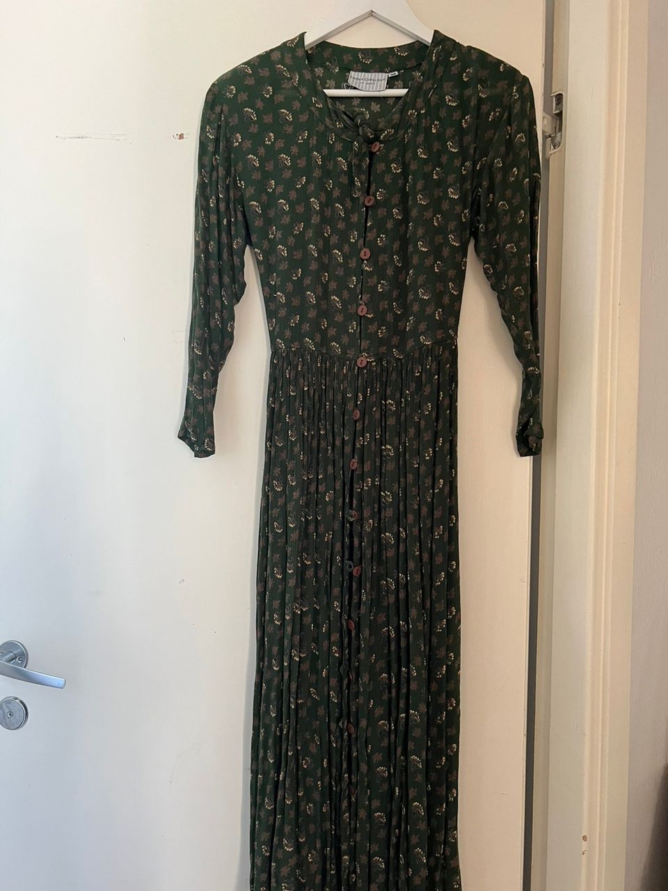 Vintage pitkä mekko