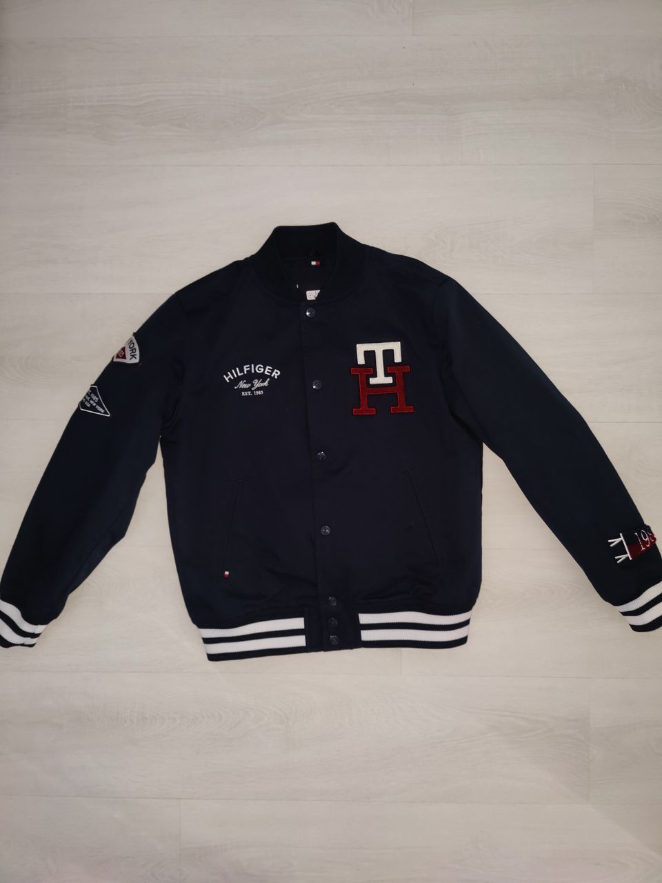 Tommy Hilfiger Bombertakki 152