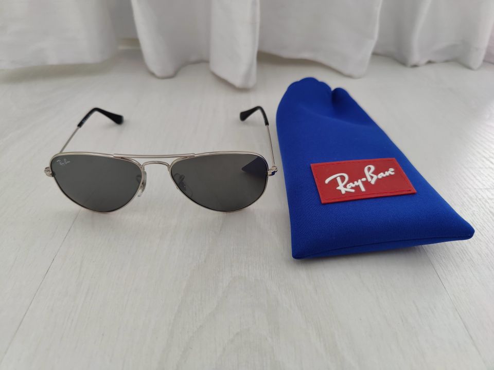 RayBan Aviator junior aurinkolasit 52